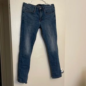 Blue Gap slim jeans size 31x32